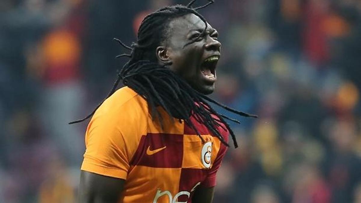 Bafetimbi Gomis'e büyük şok!