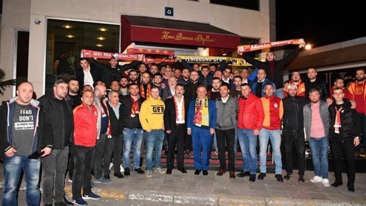 Derbi öncesi iki takım taraftarları buluştu