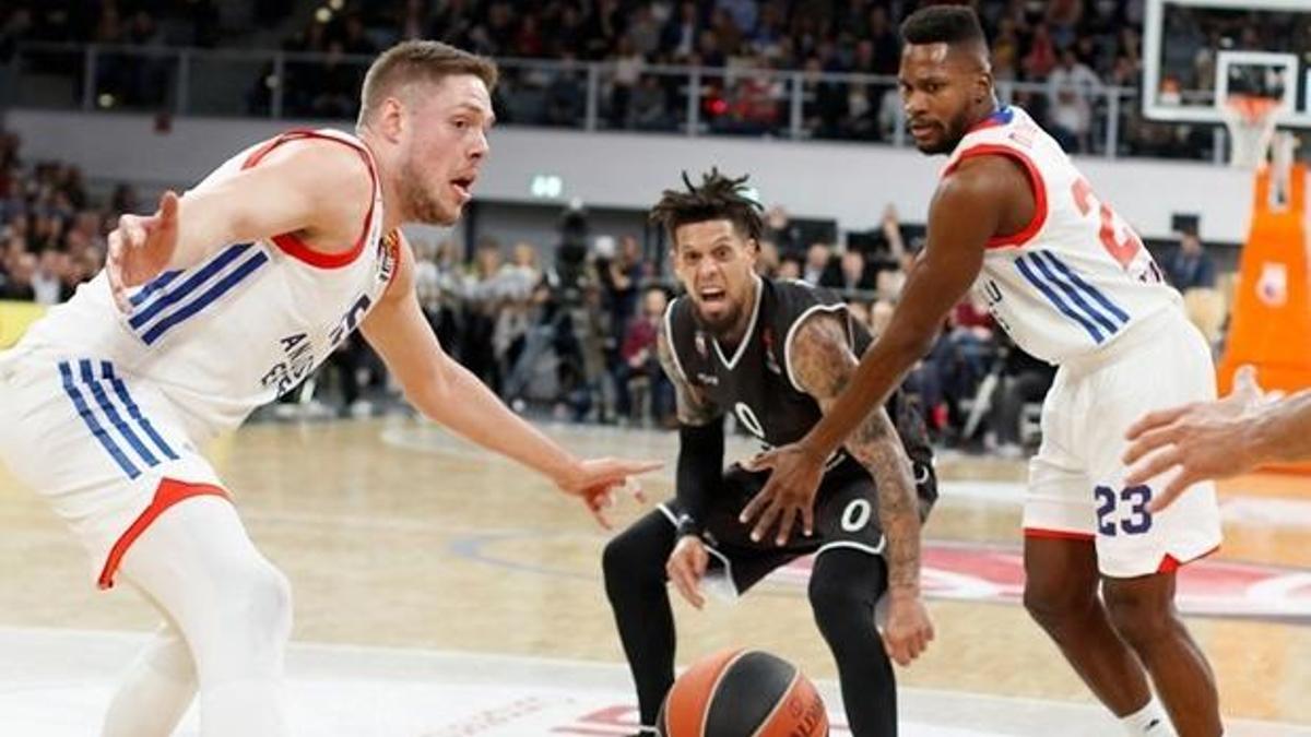 Anadolu Efes Euroleague'de kayıp!