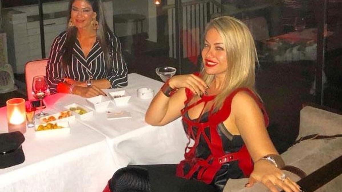 'Duş alırken mi paylaştık?'