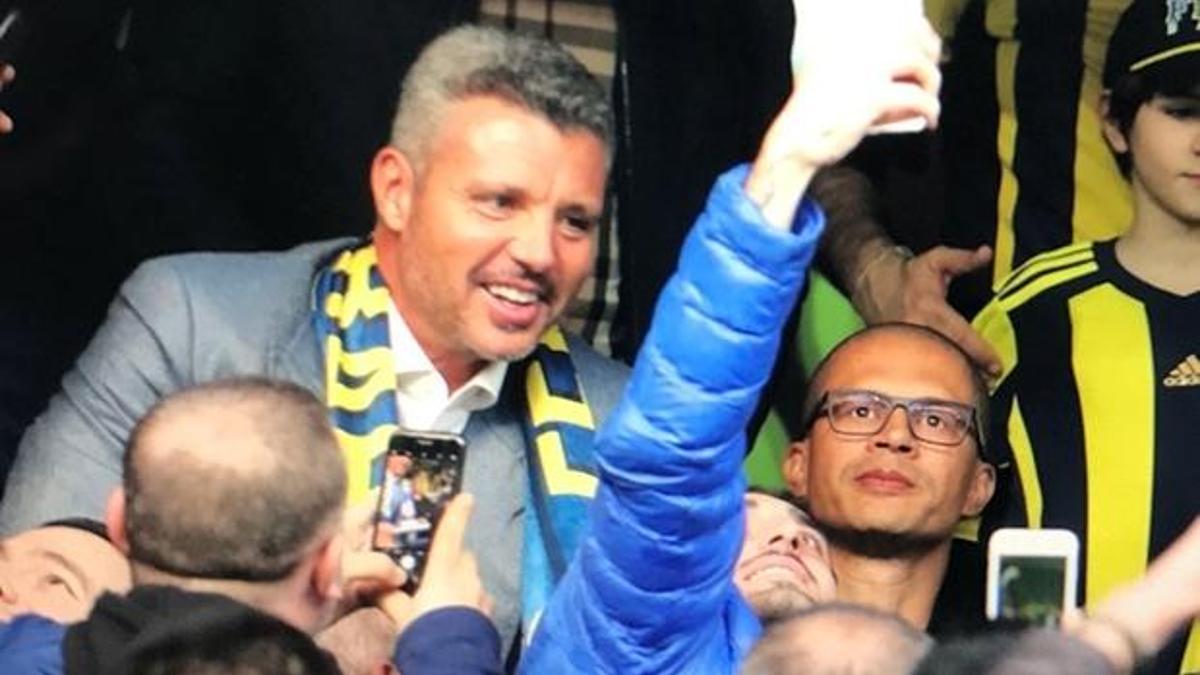 Alex Kadıköy'de! Sevgi seli...