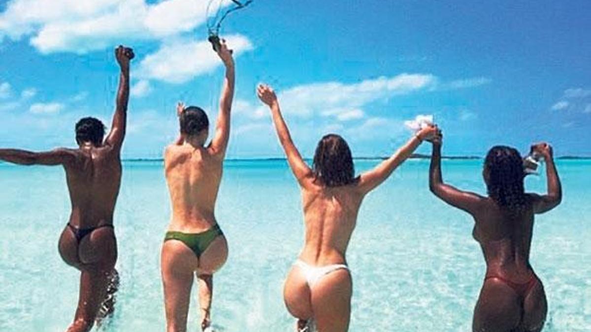 Bikinileri çıkardılar