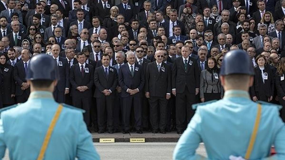 Hasan Celal Güzel için TBMM'de tören düzenlendi