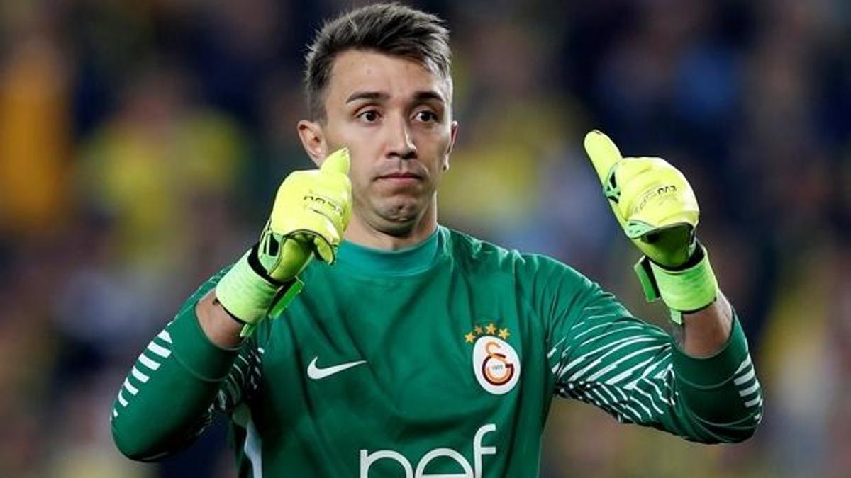 Muslera İtalya'da oynamak istediğini açıkladı!