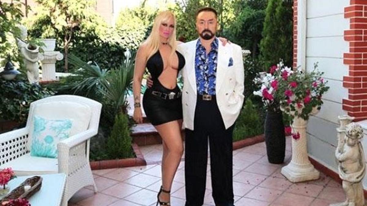 Kedicikler birbirine düştü