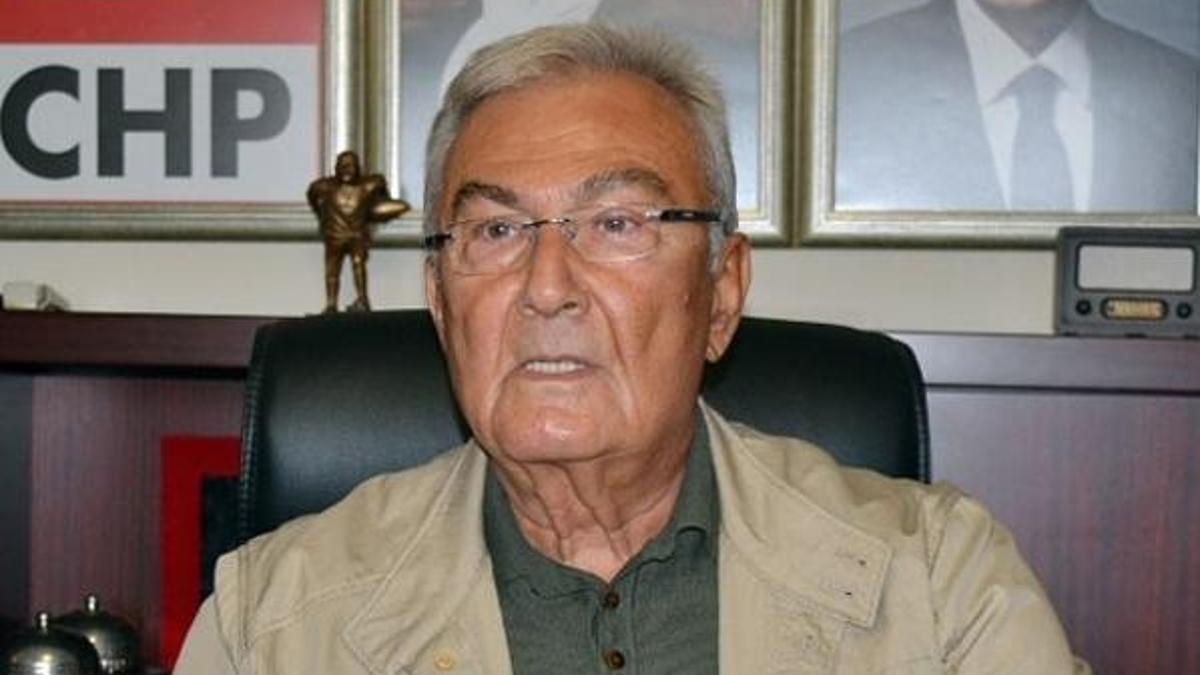 Deniz Baykal Türkiye'ye döndü