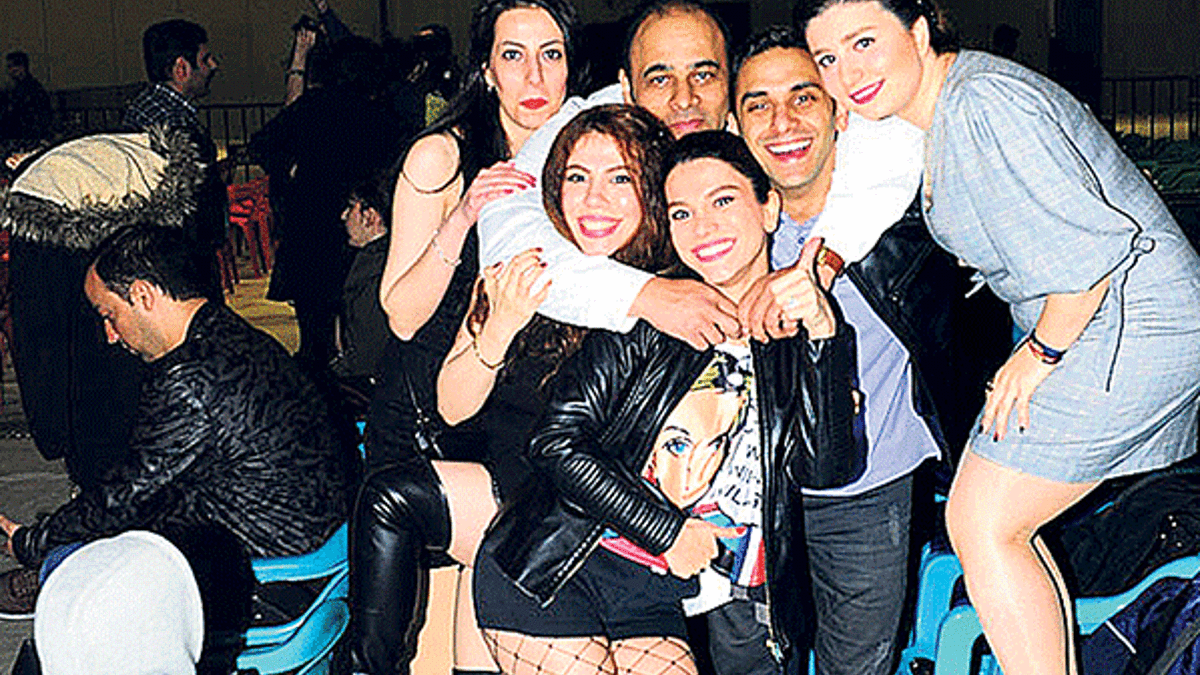 İranlı turistlerin festival coşkusu