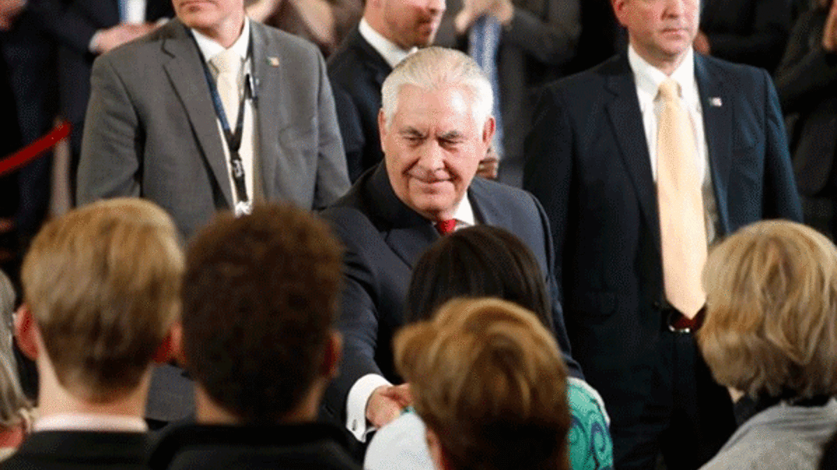 Tillerson vedalaştı… Trump’ın adını bile anmadı