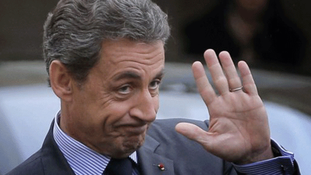 Nicolas Sarkozy'nin 4 ülkeye gidişi yasaklandı