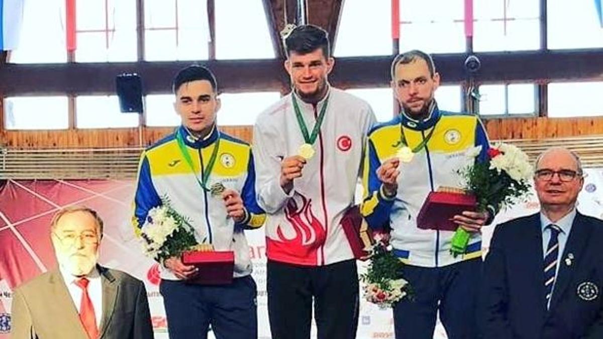 Yasin Süzen, altın madalya kazandı