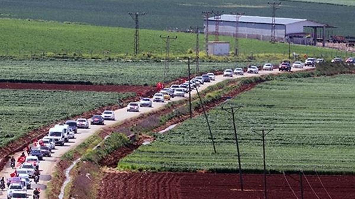 Dev konvoy! 10 bin kişilik aşiret böyle geldi