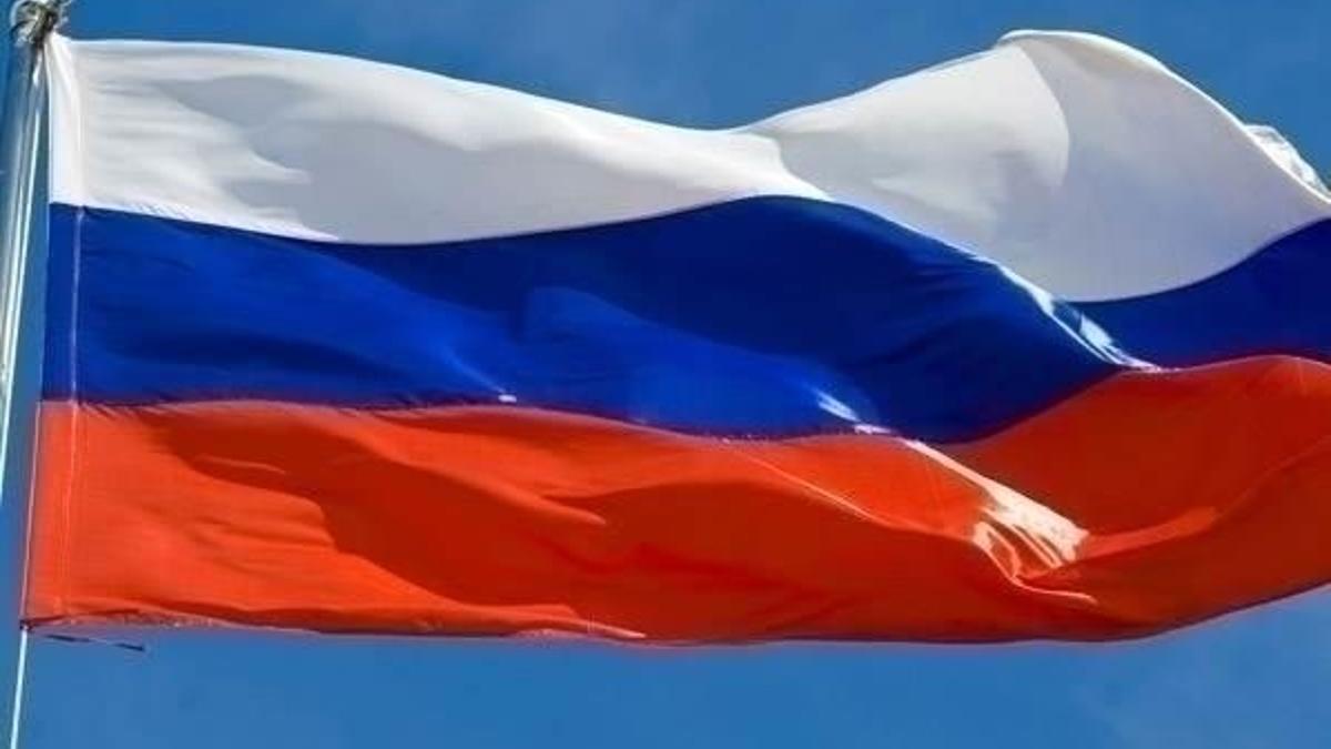 Rusya'dan Rus diplomatların sınır dışı edilmesine tepki