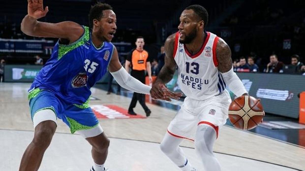 Kapanış maçında zafer Anadolu Efes'in!