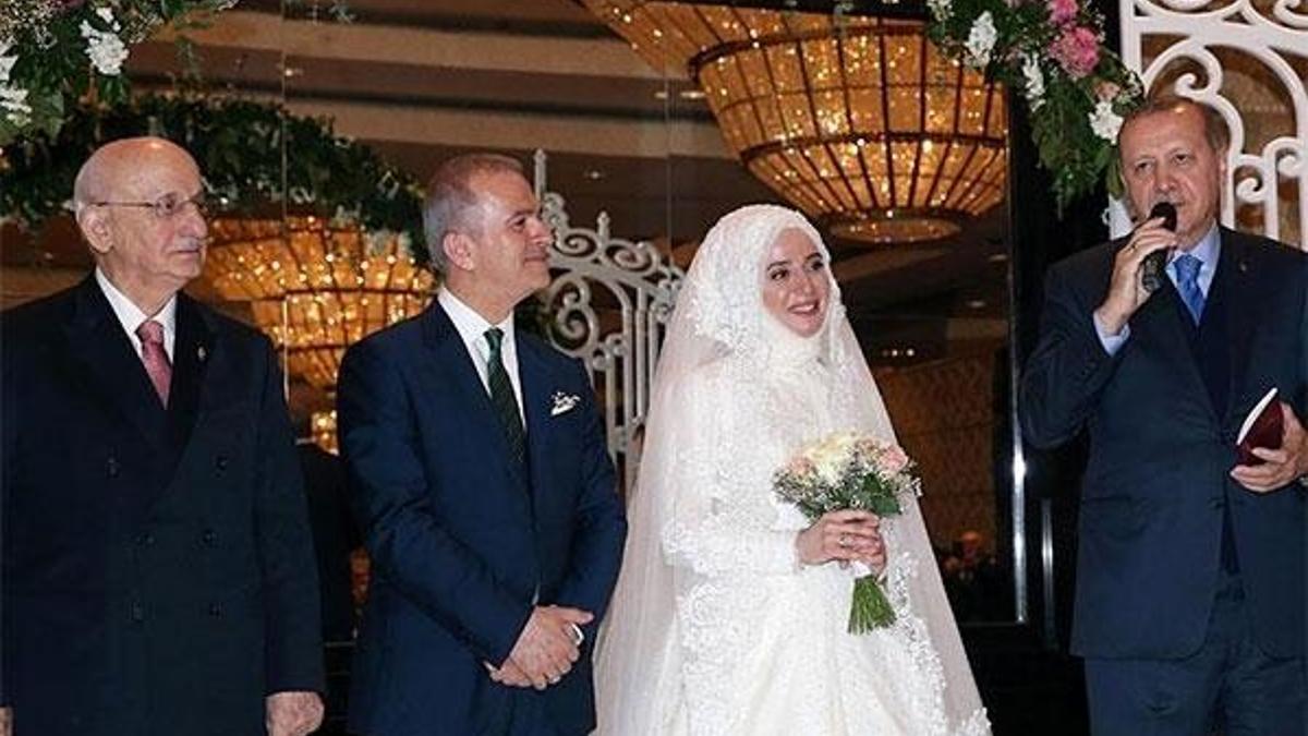 Cumhurbaşkanı Erdoğan nikah şahidi oldu