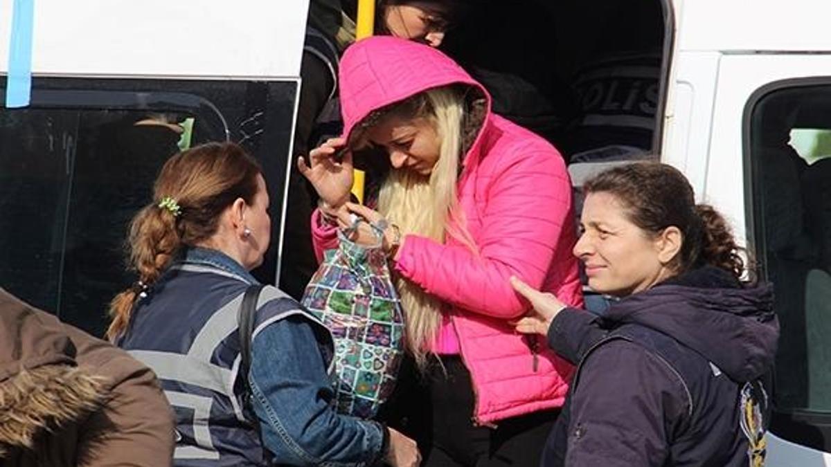 Fuhuştan gözaltına alınan kadınlarda cinsel hastalık şüphesi