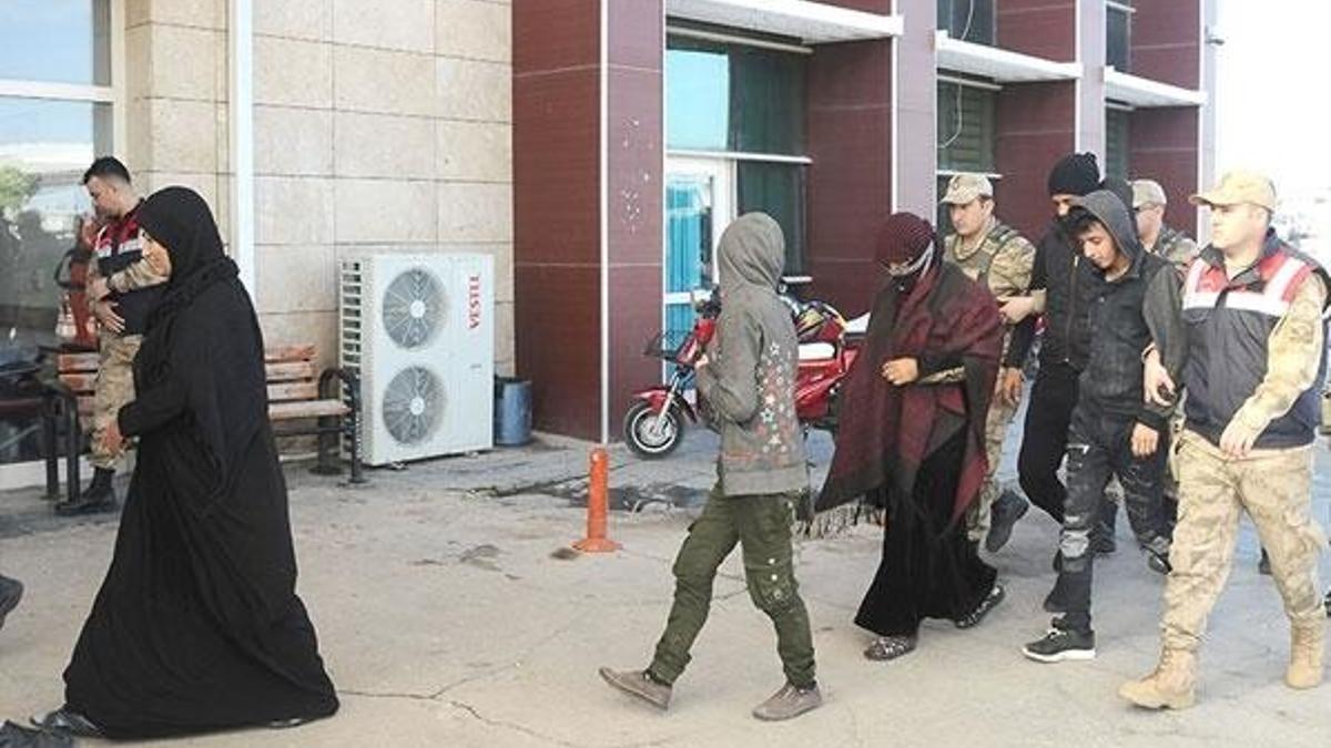 Kendisi DEAŞ infazcısı, kızı ise PKK'lı terörist...