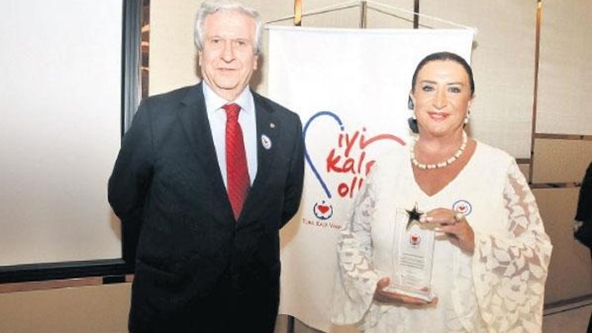 Çok gözyaşı döktüm