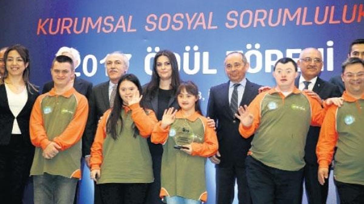 Kadroya geçen işçiye yüzde 10 zam müjdesi