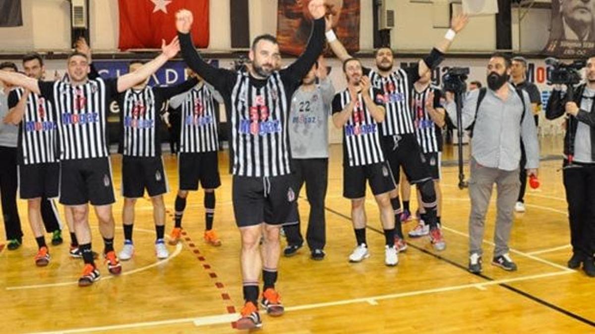 Beşiktaş üst üste 10. kez şampiyon!