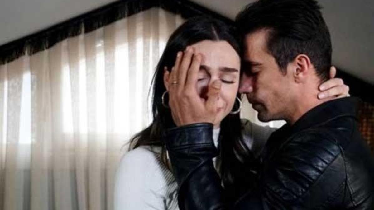 Siyah Beyaz Aşk 24. yeni bölümde Aslı'dan büyük itiraf!