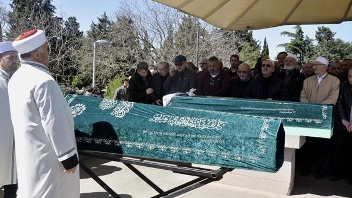 Usta oyuncunun cenazesinde sert tepki