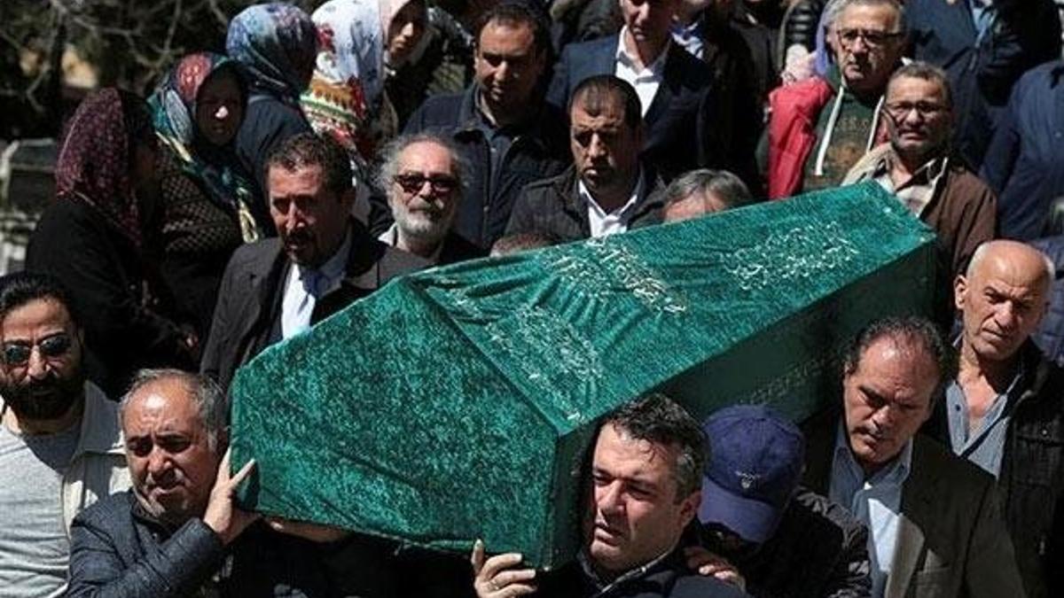 ‘Unuttular beni’ diye sitem etti