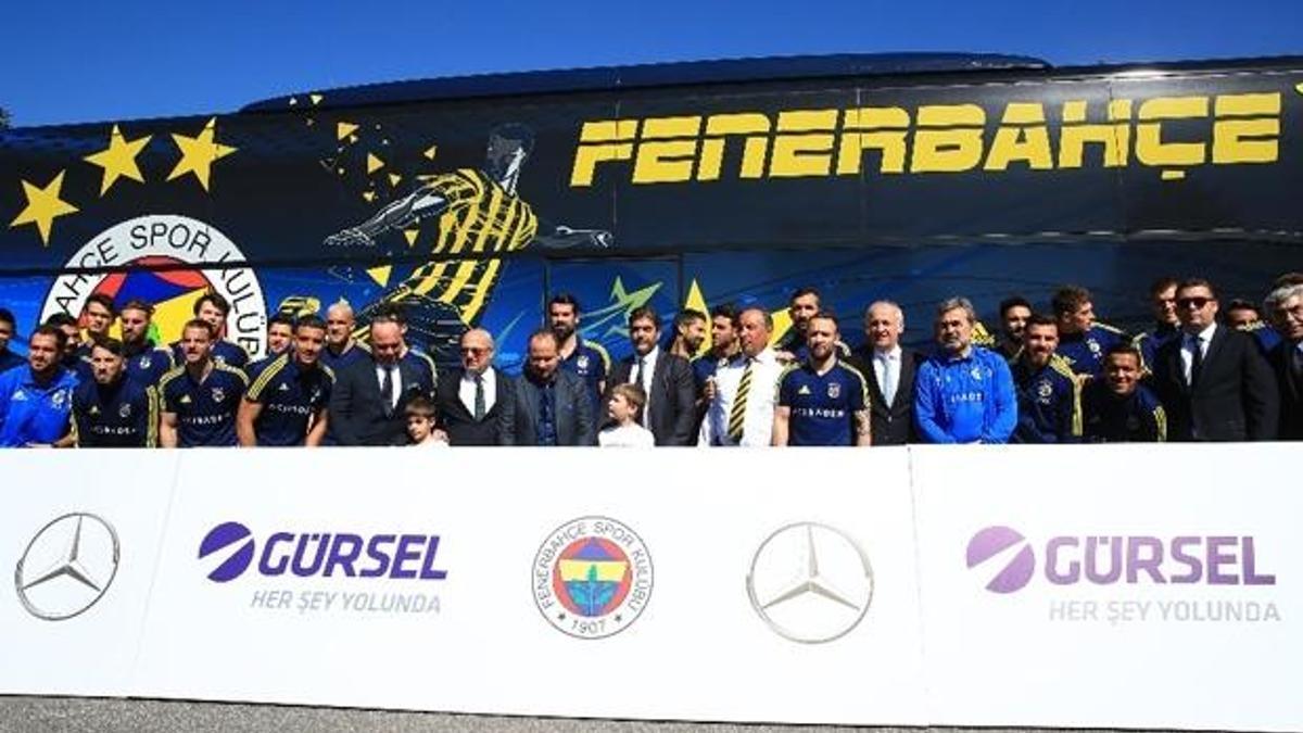 Fenerbahçe Futbol Takımı'na yeni otobüs