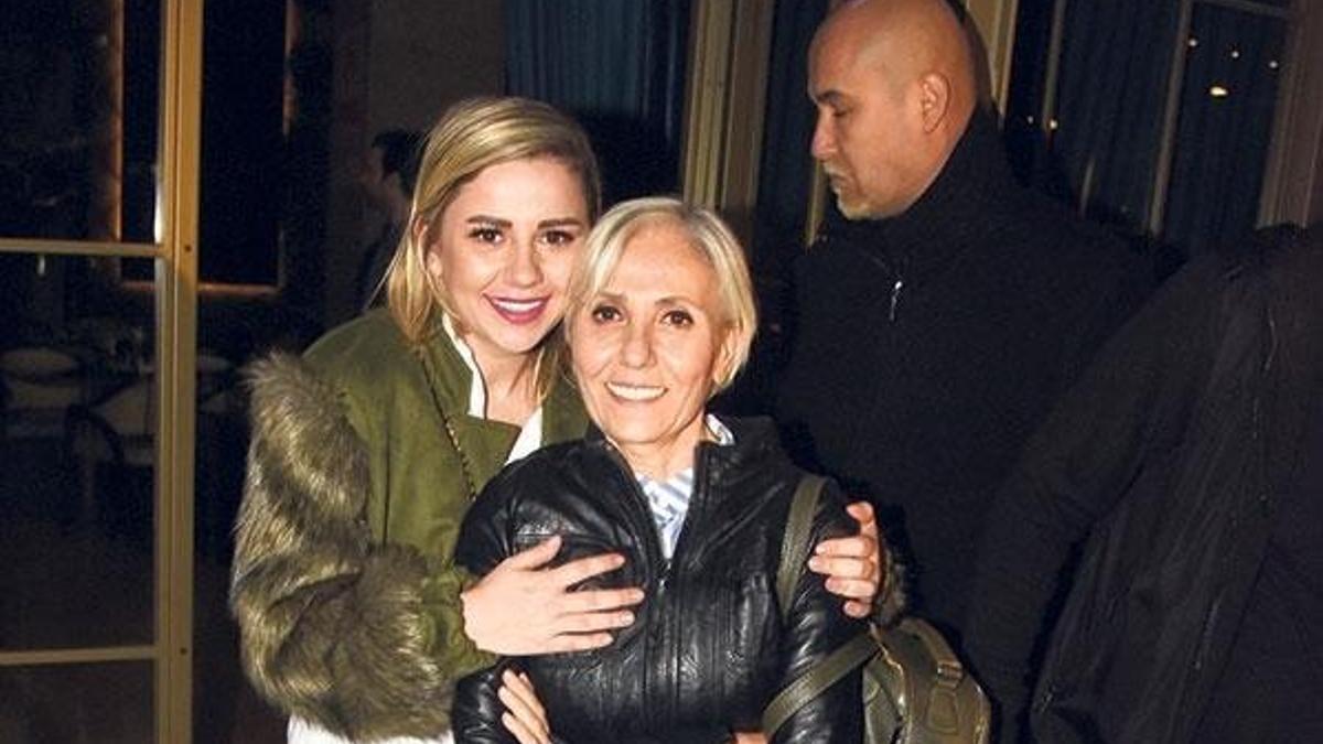 Annem kıymetlim
