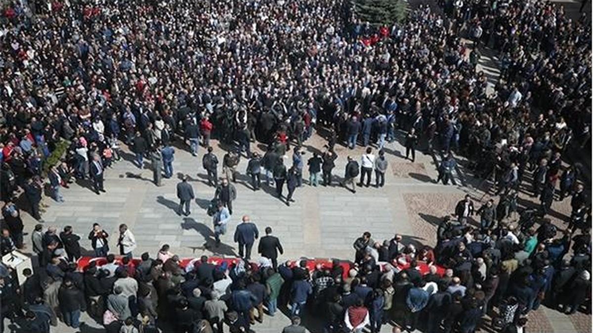 Eskişehir'de hayatını kaybedenler uğurlandı!