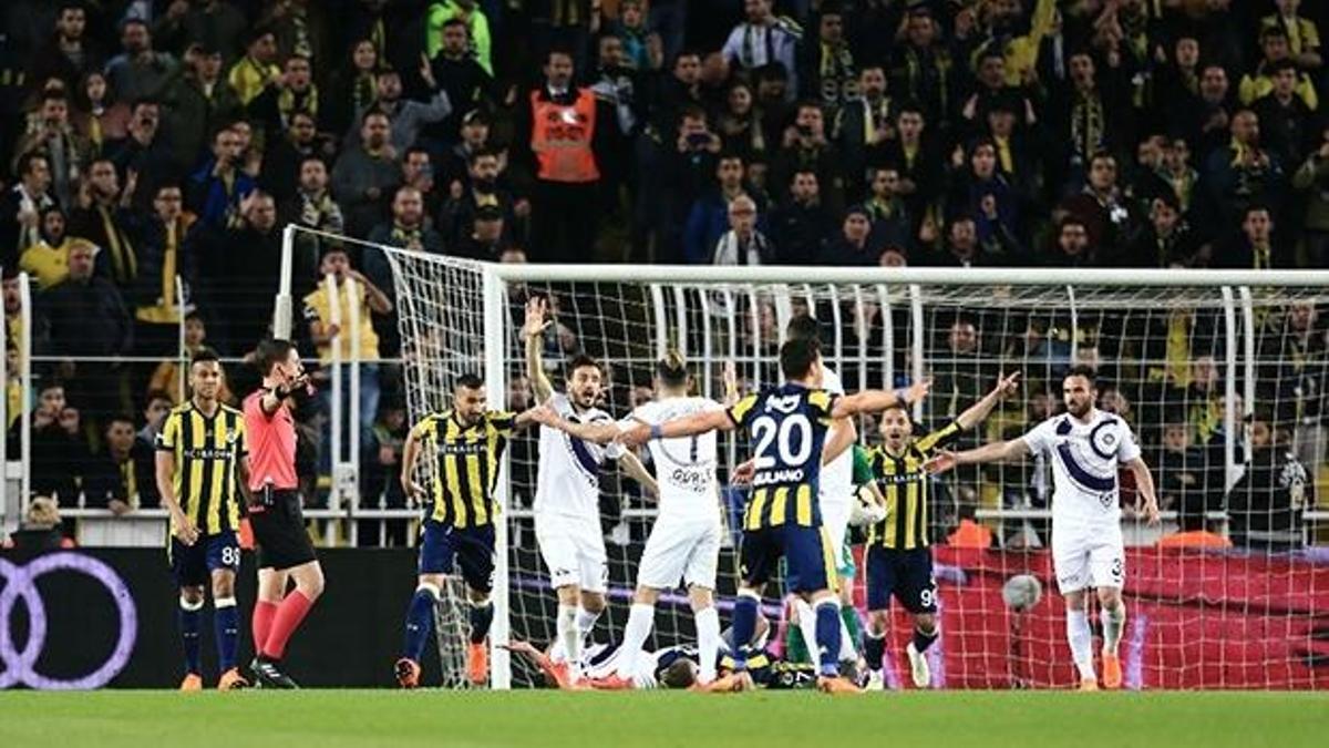 Fenerbahçe zirve takibini sürdürdü!