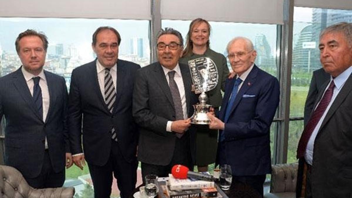 Doğan Medya'da devir teslim günü
