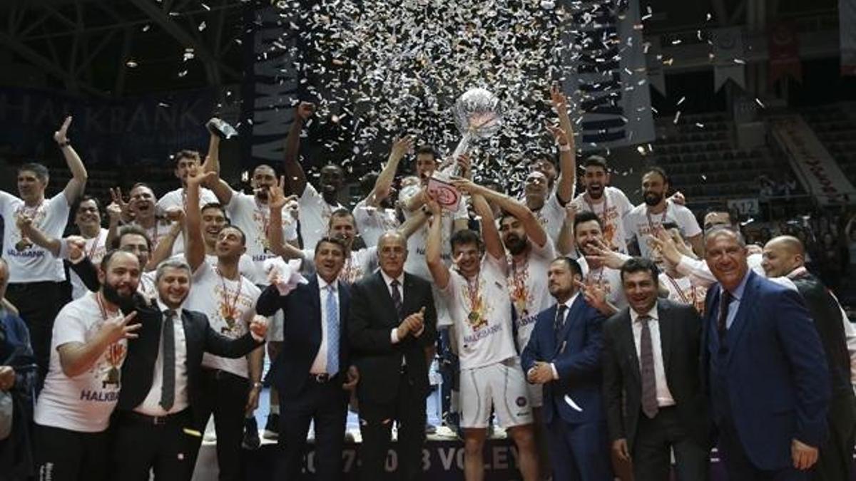 Şampiyon Halkbank!