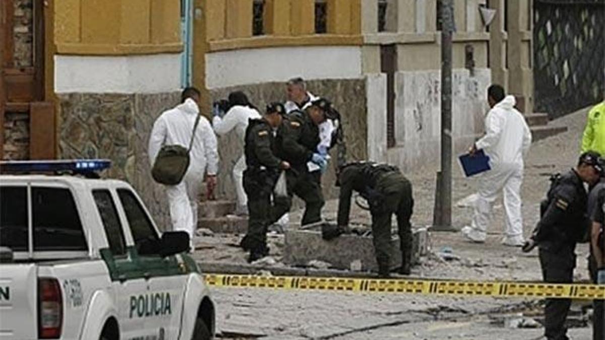 Kolombiya'da bombalı saldırı sonucu 8 polis öldü