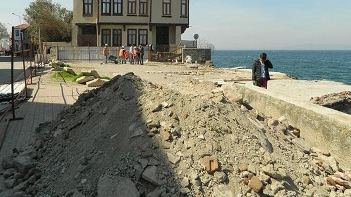 Bursa'daki kazılarda 4 tarihi mezar bulundu