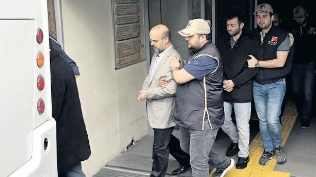 Devlet büyüklerinin çocuklarını proje olarak eğitiyorlarmış