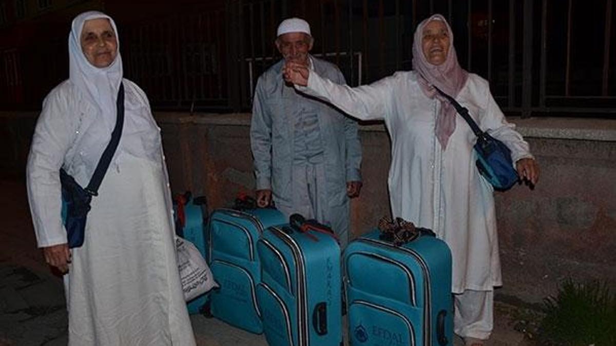 Umre yerine Balıklıgöl'e götürüldüler