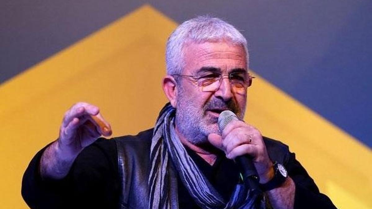 Sanatçı Esat Kabaklı hastaneden taburcu oldu