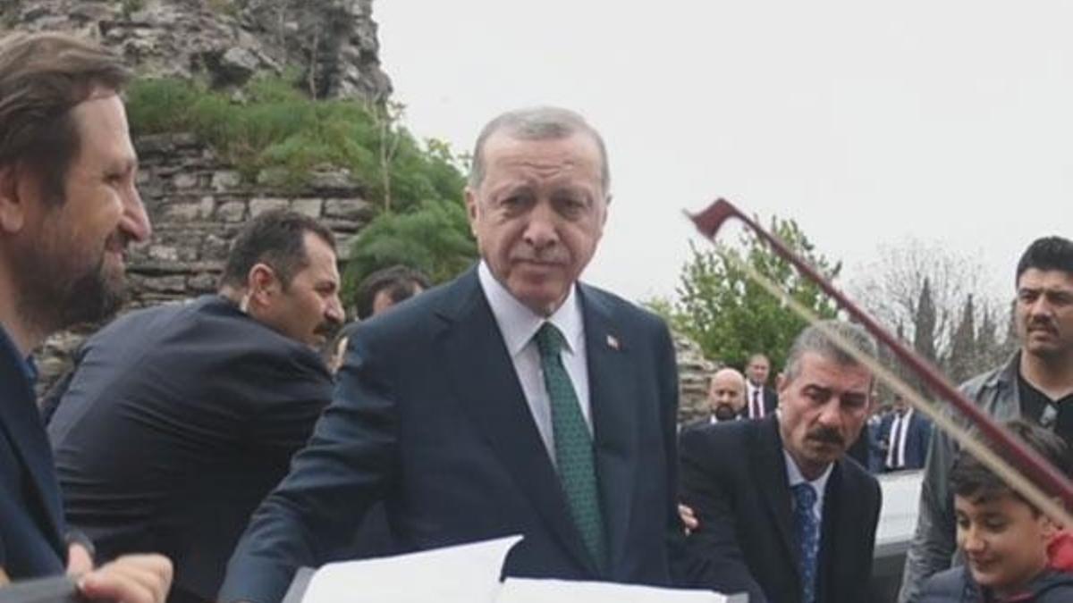 Sulukule Sanat Akademisi çaldı Cumhurbaşkanı Erdoğan söyledi