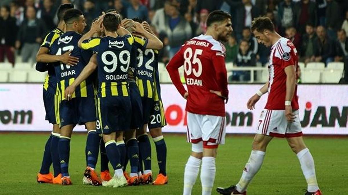Fenerbahçe'nin zirve inadı sürüyor!
