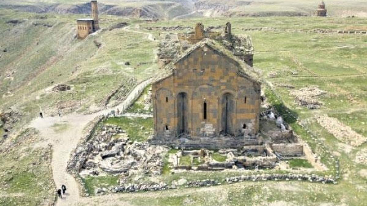 1017 yıllık anıt katedral restore ediliyor