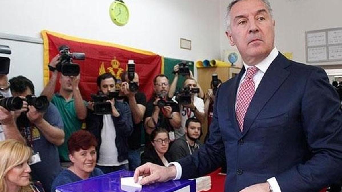 Karadağ'da Djukanovic zafer ilan etti