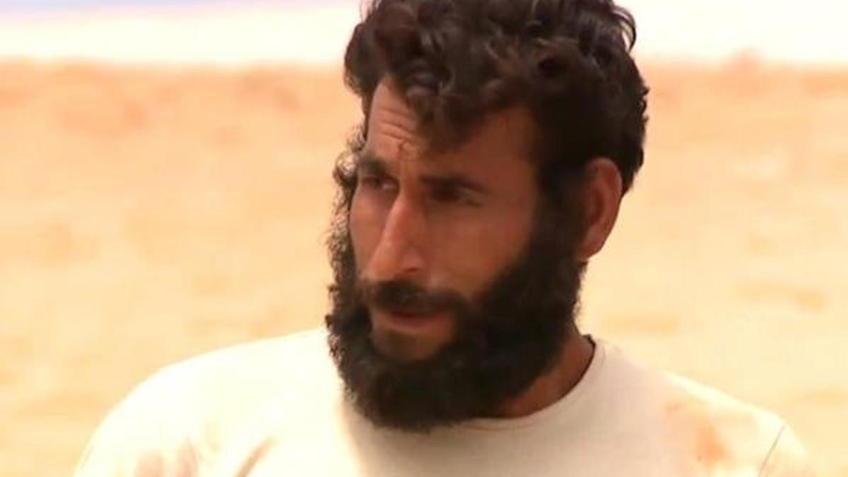 Survivor yarışmacısı için cami hoparlöründen oy istediler