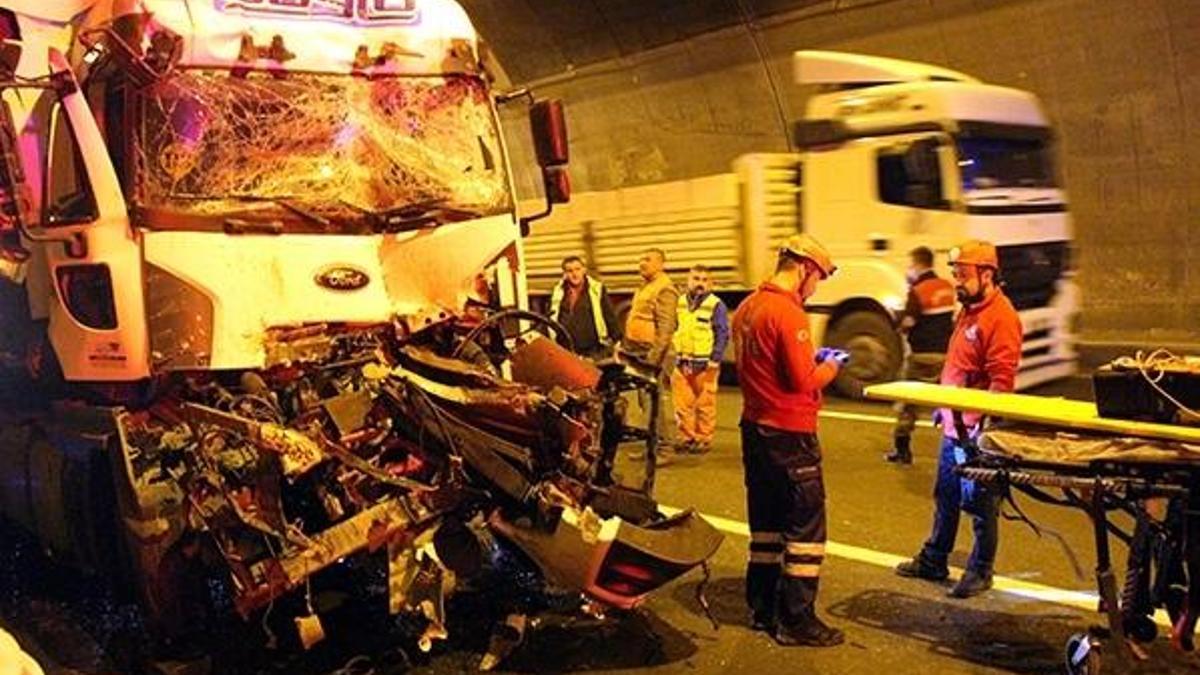 Bolu Dağı Tüneli'nde kaza: 1 ölü