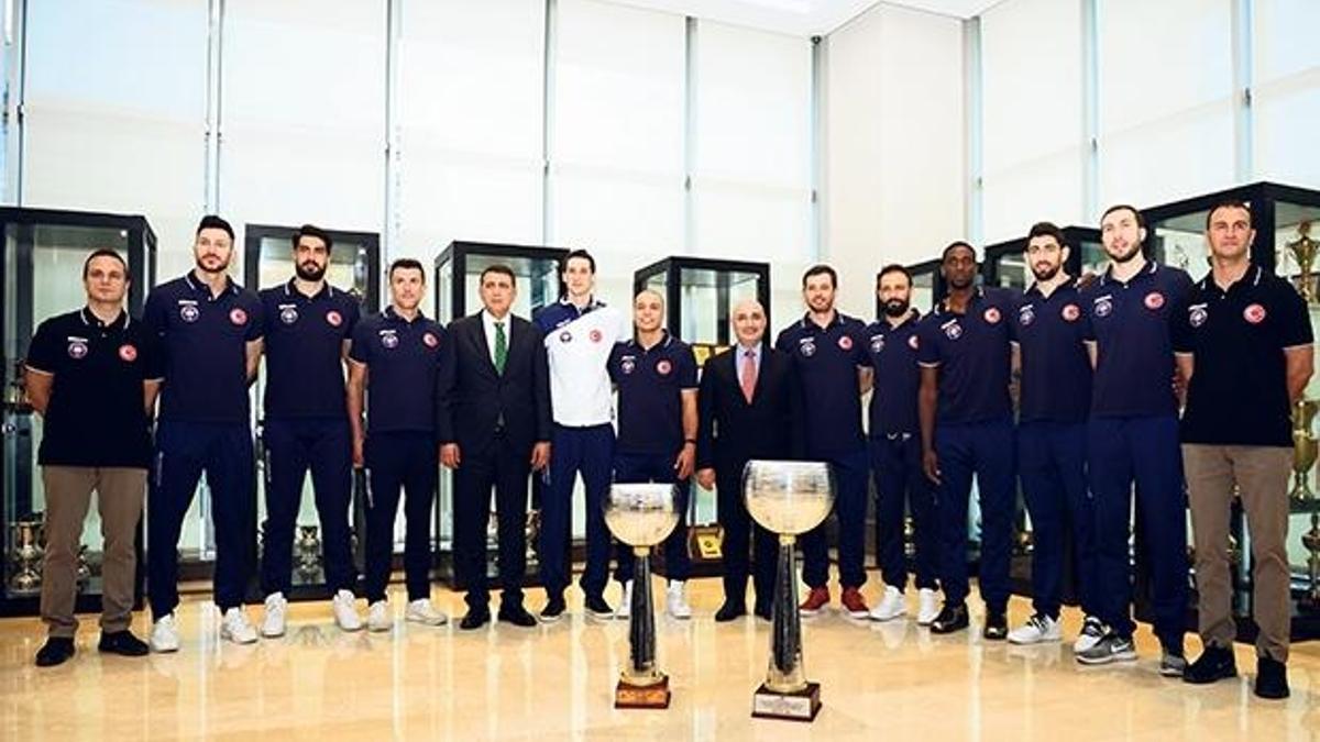 ‘Sıra Devler Ligi şampiyonluğunda’