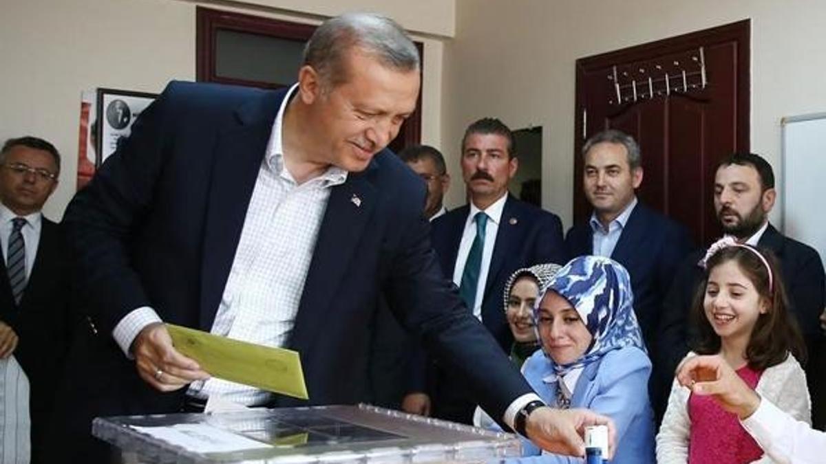 Cumhurbaşkanı Erdoğan, AK Parti'yi takip etmeye başladı