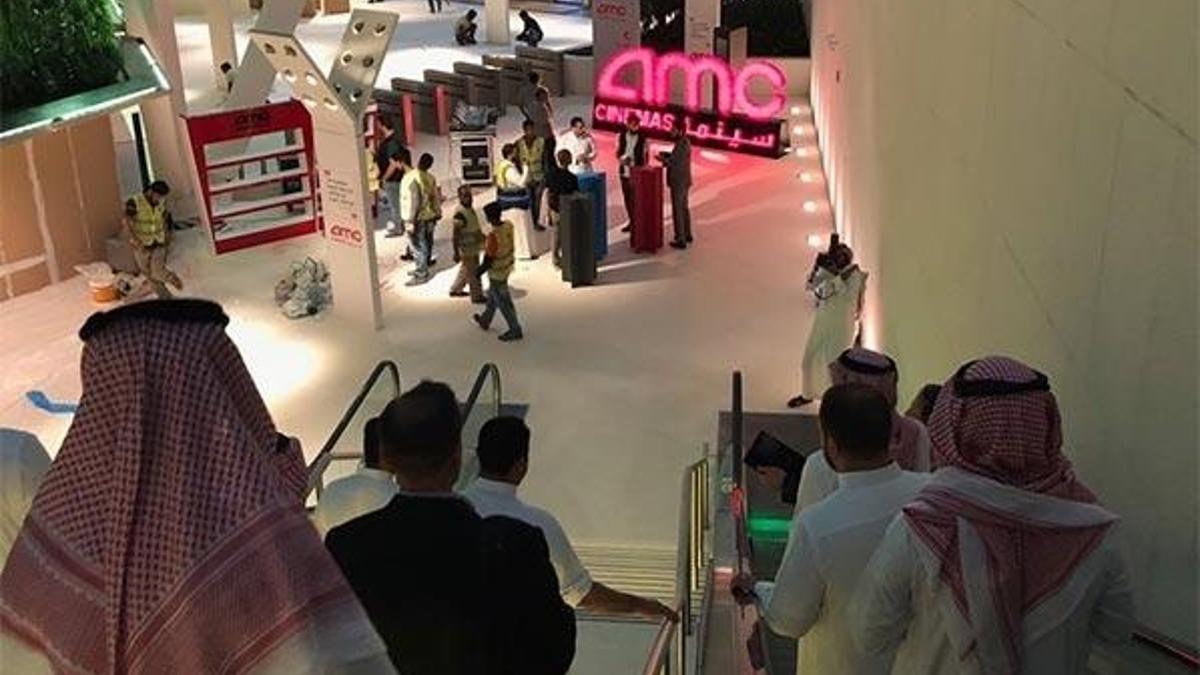 Suudi Arabistanlılar ilk sinema salonuna kavuştu