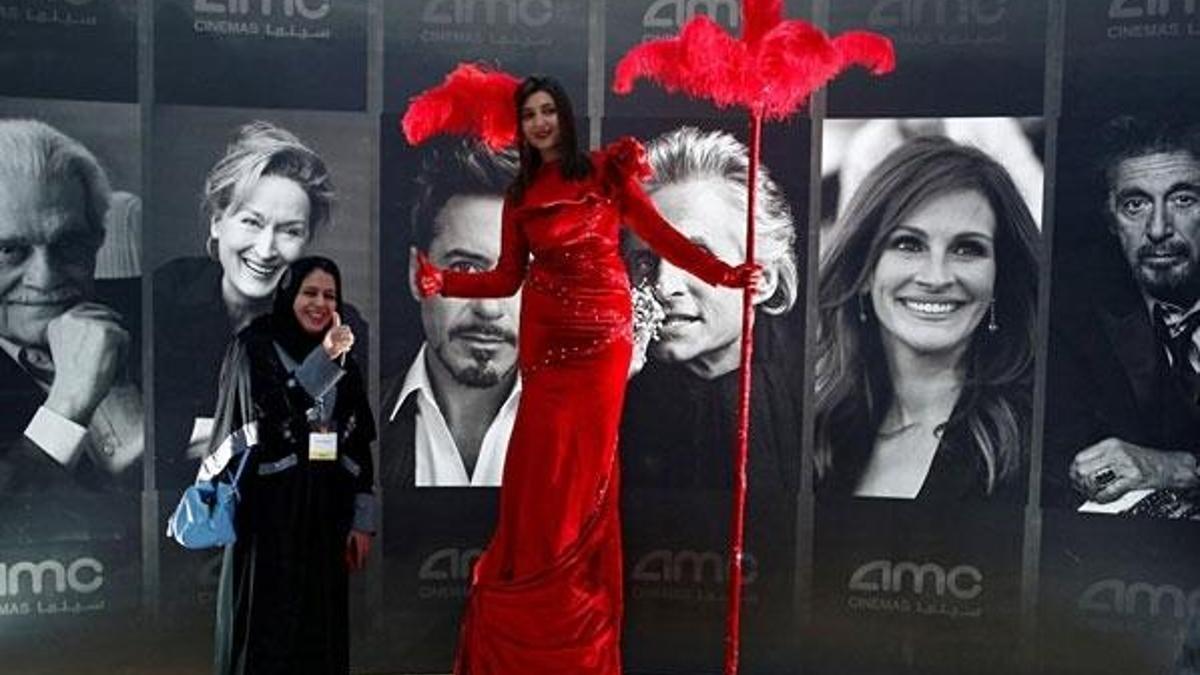 Suudi Arabistan'da 35 yıl sonra ilk sinema salonu açıldı