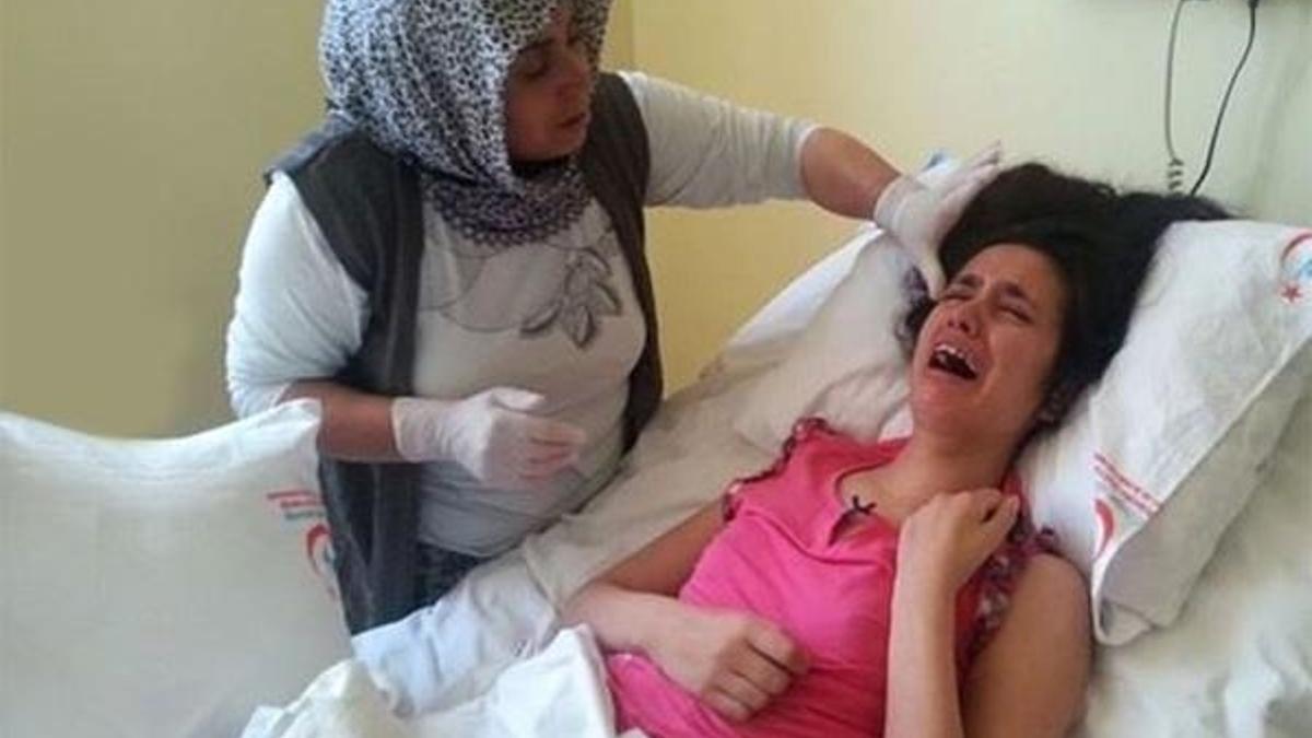 Ünlü şarkıcıya sitem: Yalan söylüyor!