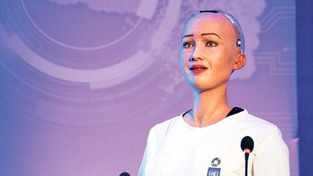Türkiye’nin yeni reklam yıldızı robot Sophia