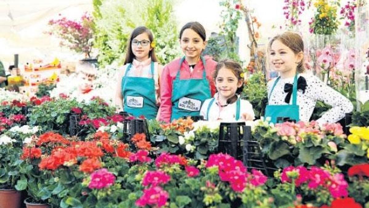 Bol Pazar’da minikler pazarcı oldu